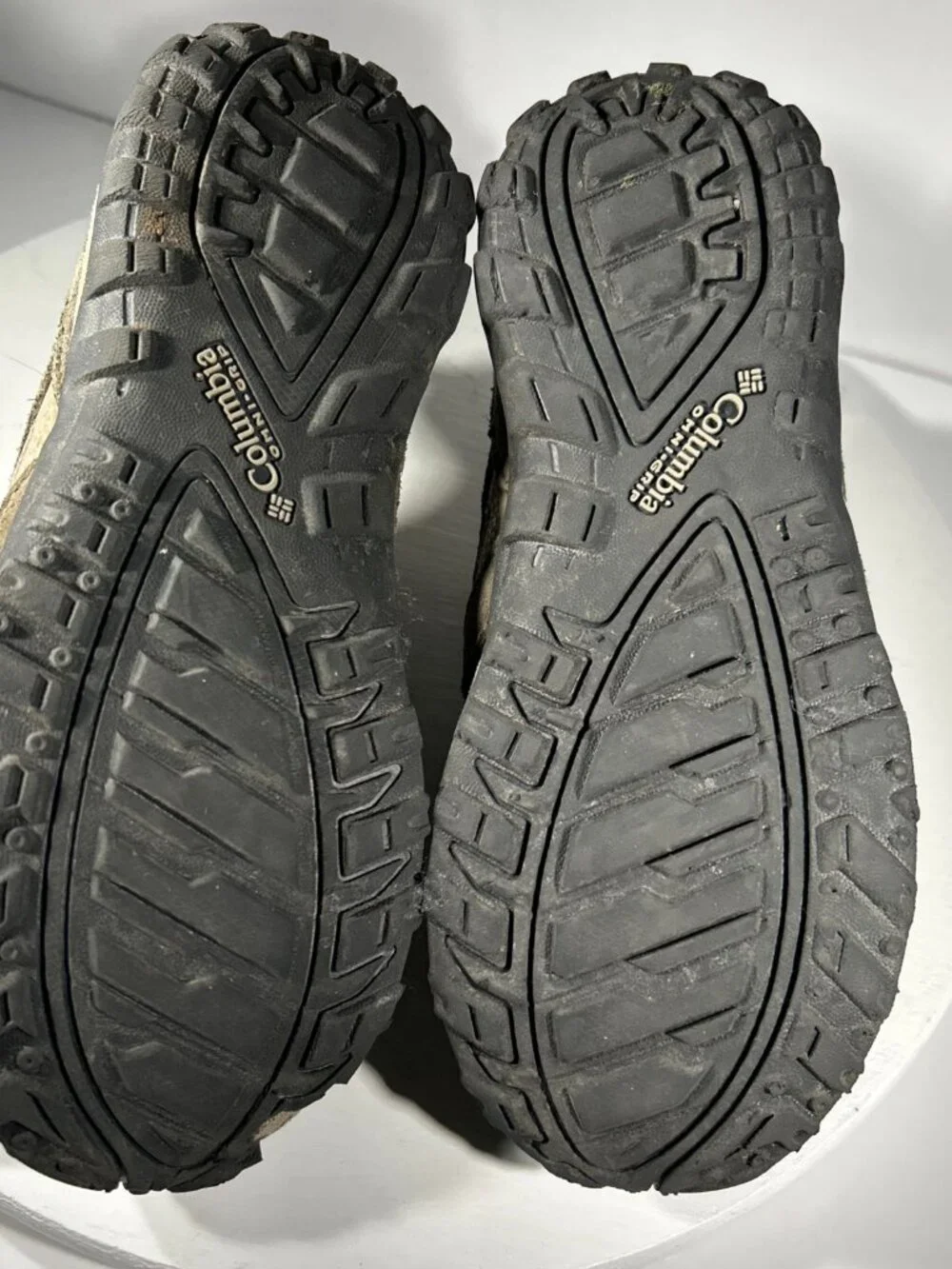 Columbia Youth Kids Boys Waterproof Hiking Camping Shoes Size 3 Brown Sneakers